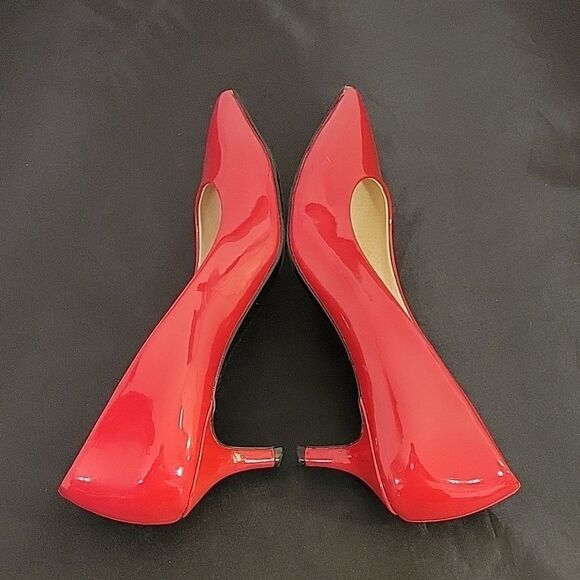 LIFETRIDE SOFT SYSTEM POINTED TOE GLOSSY LOW HEEL SLIP ON PUMP - Picture 9 of 14